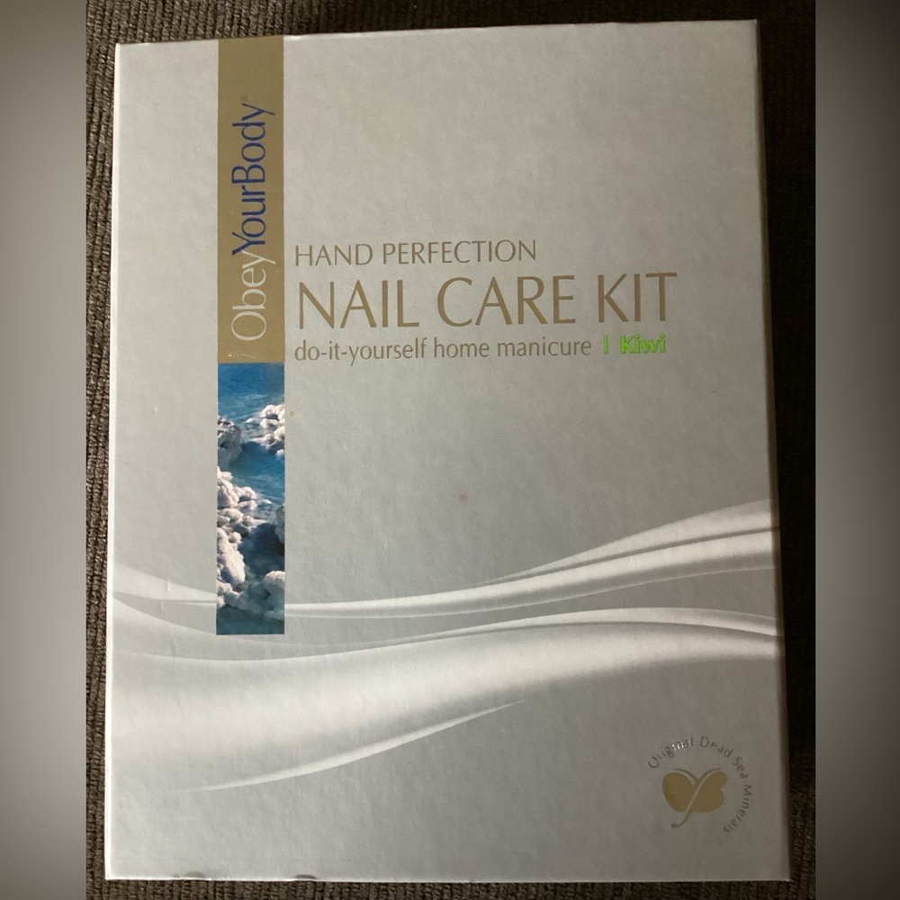 Obey YOUR BODY Nail Care Kit